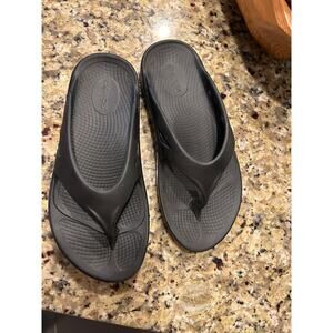 Women's Black Croc Flip flops Cushion comfort shoe size 9